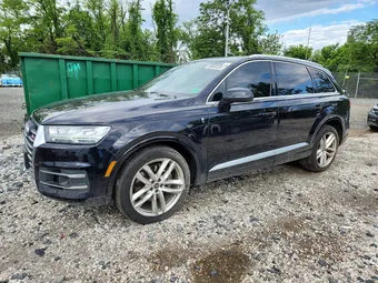 2018 Audi Q7 WA1VAAF79JD028073