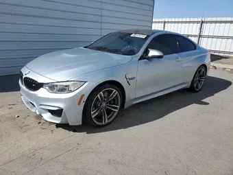 2016 BMW M4 WBS3R9C55GK335941