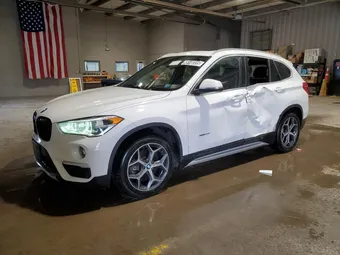 2017 BMW X1 WBXHT3C3XH5F72182