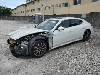 2015 Porsche Panamera WP0BB2A71FL060029