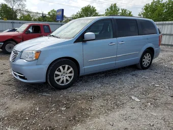 2016 Chrysler Town & Country 2C4RC1BG7GR233601
