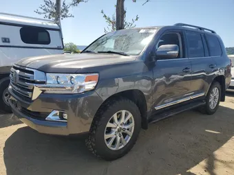 2017 Toyota Land Cruiser JTMCY7AJXH4048857