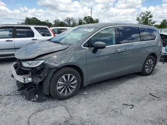 2023 Chrysler Pacifica Hybrid 2C4RC1L70PR554281