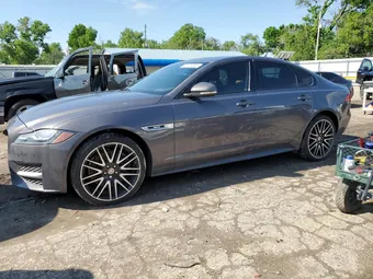 2016 Jaguar XF SAJBF4BV6GCY08063
