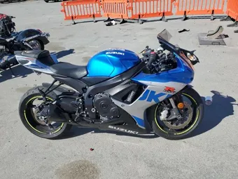 2023 Suzuki GSXR600 JS1GN7FA8P7101436