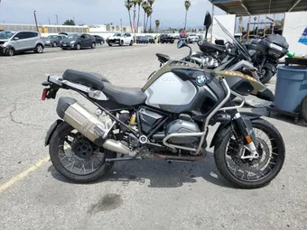 2015 BMW R WB10A1201FZ096867