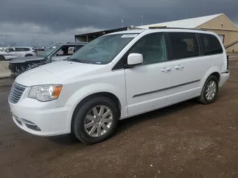 2015 Chrysler Town & Country 2C4RC1BG3FR589669