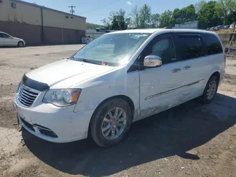 2016 Chrysler Town & Country 2C4RC1GG7GR191763