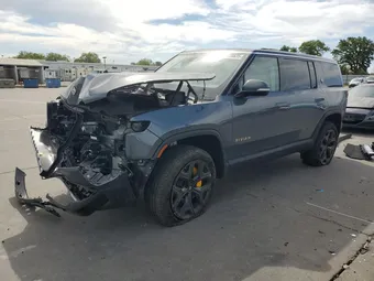 2023 Rivian R1S 7PDSGABA5PN010593