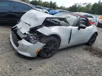 2018 Mazda MX-5 JM1NDAC72J0205846
