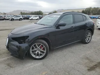 2018 Alfa Romeo Stelvio ZASFAKPNXJ7C24011
