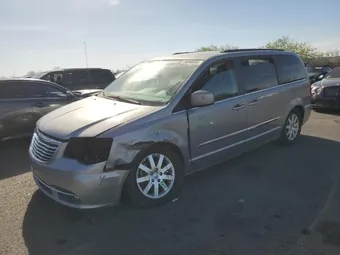 2016 Chrysler Town & Country 2C4RC1BG1GR186517