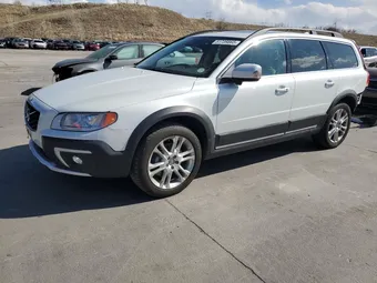 2016 Volvo XC70 YV4612NM5G1240998
