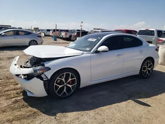 2021 Alfa Romeo Giulia ZARFANBN0M7642850