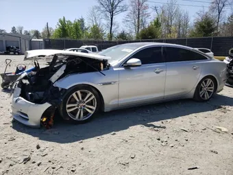 2015 Jaguar XJ-Series SAJWA2GZ4F8V75138
