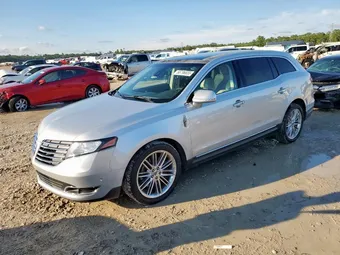 2019 Lincoln MKT 2LMHJ5AT2KBL01778