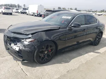 2019 Alfa Romeo Giulia ZARFAMAN9K7621522