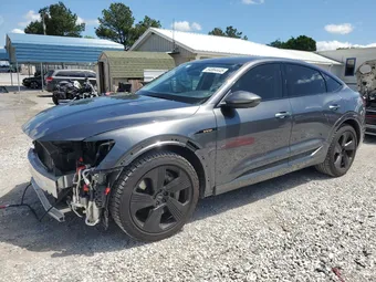 2021 Audi e-tron WA12AAGE1MB039861