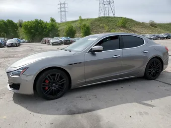 2019 Maserati Ghibli ZAM57YTLXK1322143