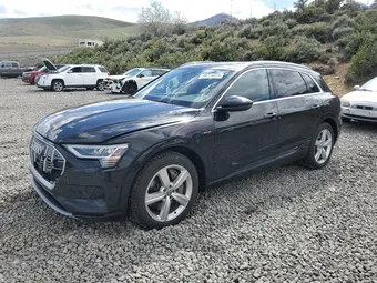 2019 Audi e-tron WA1LABGE1KB021741