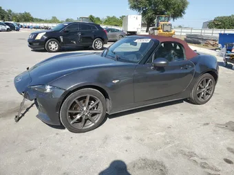 2018 Mazda MX-5 Miata JM1NDAD74J0202011