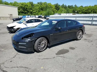 2015 Porsche Panamera WP0AA2A78FL002028