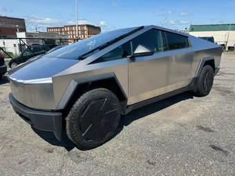 2024 Tesla Cybertruck 7G2CEHED4RA007048