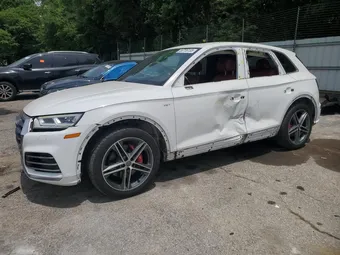2018 Audi SQ5 WA1A4AFYXJ2051386