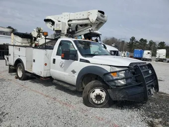 2015 Ford F550 1FDUF5HT1FED70358