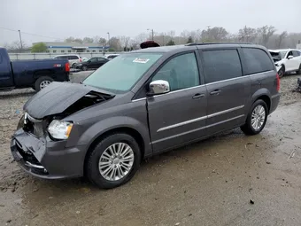 2015 Chrysler Town & Country 2C4RC1CG5FR620435