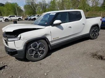 2022 Rivian R1T 7FCTGAAA8NN016263