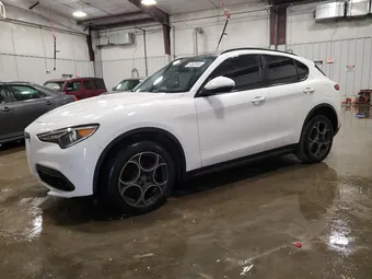 2018 Alfa Romeo Stelvio ZASFAKPN6J7B89242