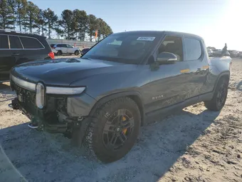 2023 Rivian R1T 7FCTGAAA1PN022134