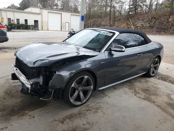2015 Audi RS5 WAUCGAFH0FN006286