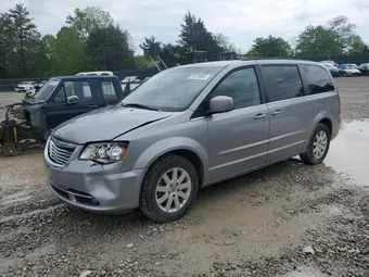 2016 Chrysler Town & Country 2C4RC1BG0GR231334