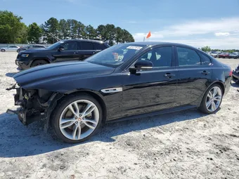 2016 Jaguar XF SAJBF4BV4GCY12919