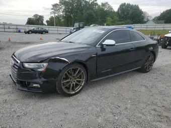 2015 Audi RS5 WAUCGAFR1FA032640