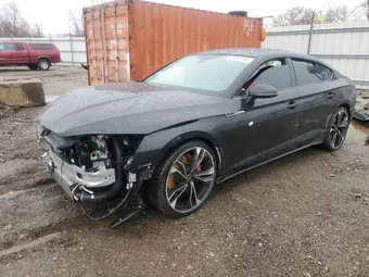 2021 Audi RS5 WAUC4CF56MA051957