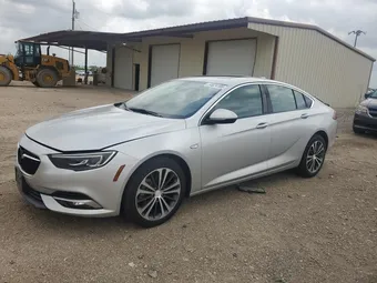 2018 Buick Regal W04GP6SX8J1086932
