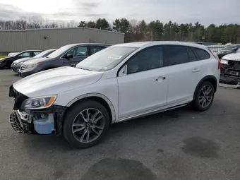 2016 Volvo V60 YV4612HK2G1005209