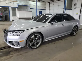 2019 Audi RS4 WAUB4AF48KA020391