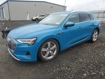 2019 Audi e-tron WA1LAAGE7KB013766