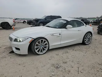 2016 BMW Z4 WBALM7C52G5B60024