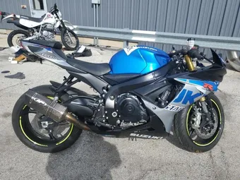 2022 Suzuki GSXR750 JS1GR7MA3N7100490