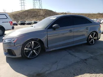 2018 Audi RS3 WUABWGFFXJ1904318