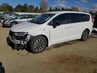 2024 Chrysler Pacifica Hybrid 2C4RC1S71RR156596