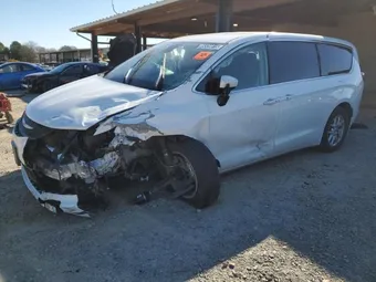 2023 Chrysler Voyager 2C4RC1CG8PR548289