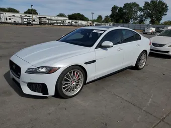 2016 Jaguar XF SAJBG4BV9GCY04554
