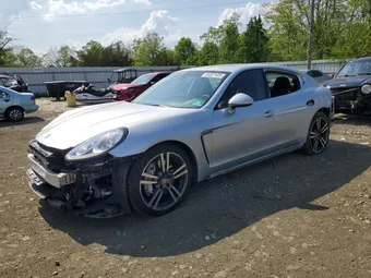 2015 Porsche Panamera WP0AA2A76FL003534