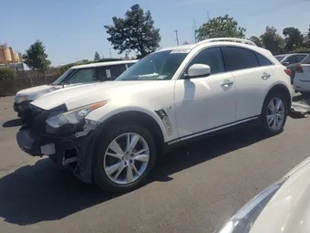 2015 Infiniti QX70 JN8CS1MW2FM483511